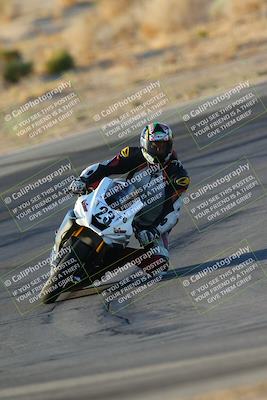 media/Oct-06-2024-Race Pace (Sun) [[d7d39ec7ad]]/1-Turn 10 (730am)/